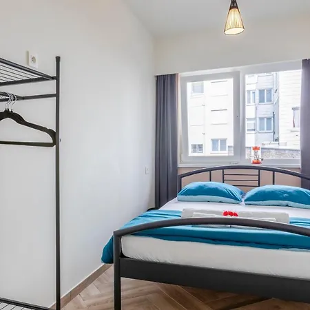 Eva-modern 2 Bedroom Seaside Appartement Oostende