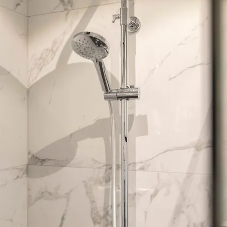 Eva-modern 2 Bedroom Seaside Apartmán