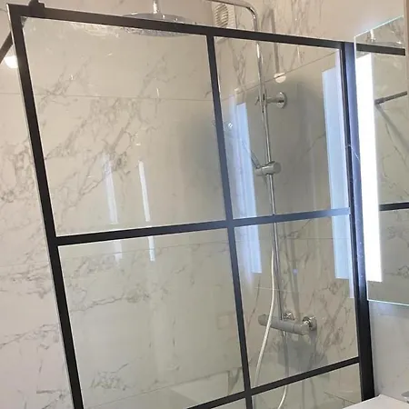 Eva-modern 2 Bedroom Seaside Ostende