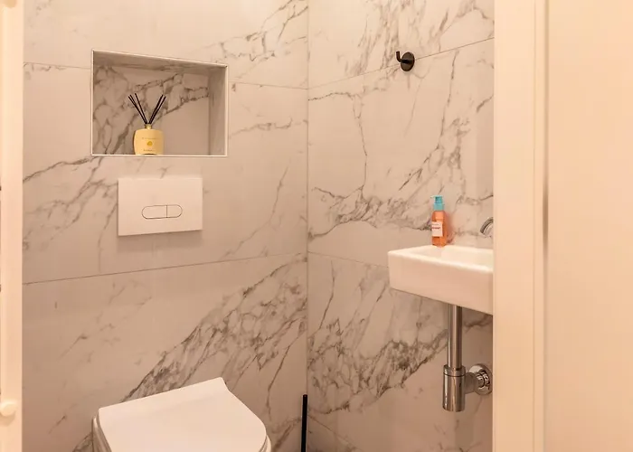 Eva-modern 2 Bedroom Seaside Appartement